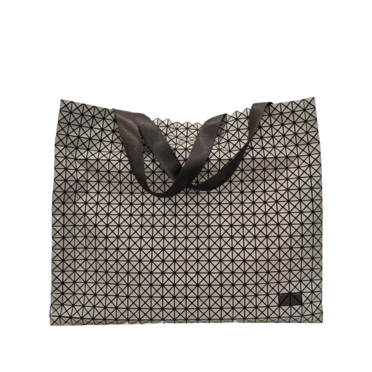 BAOBAO  ISSEY  MIYAKE  CART REFLECTOR