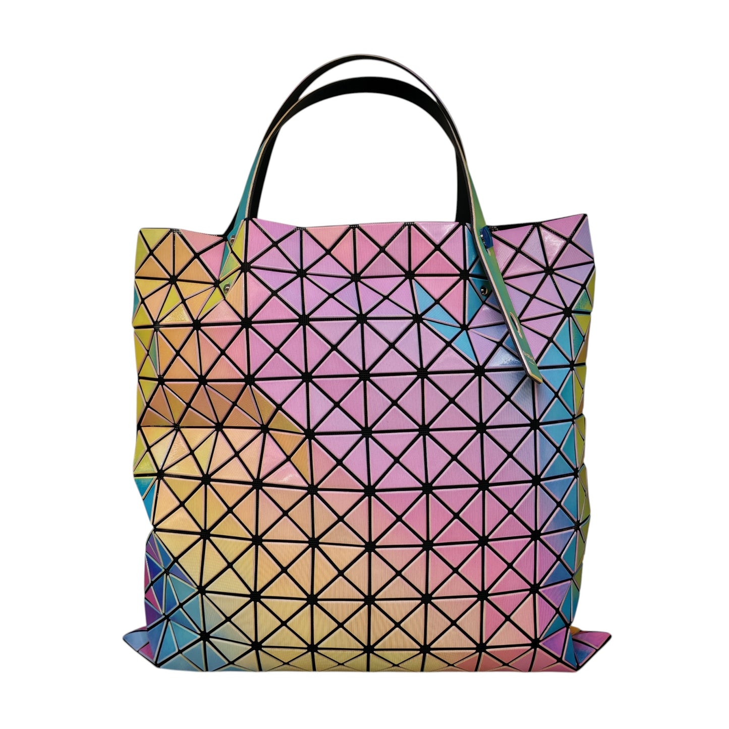BAOBAO ISSEY MIYAKE ILLUSION