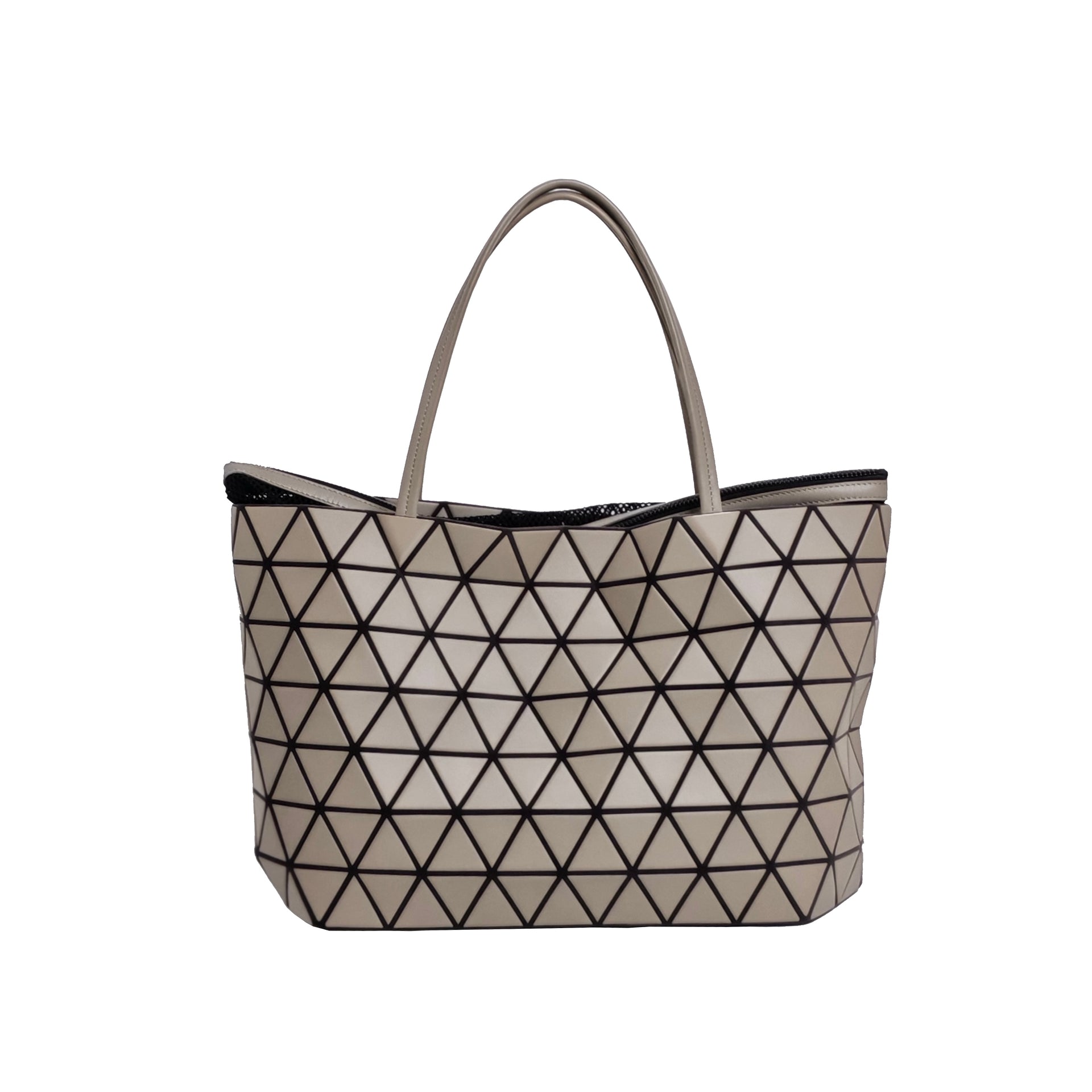 BAOBAO ISSEY MIYAKE Bateau Matte – theworldsigns