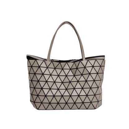 BAOBAO ISSEY MIYAKE Bateau Matte